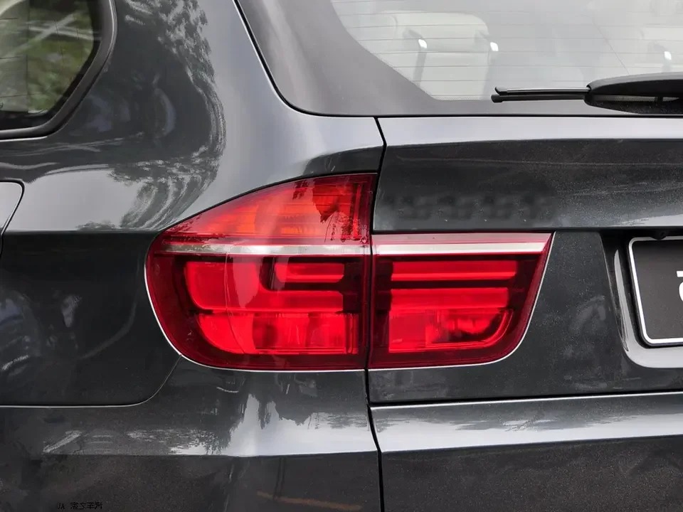 High Quality LED Taillight for  X5 E70 (2006-2013) Plug Play 6000k Color Long-lasting for E70 Modifications Upgrades